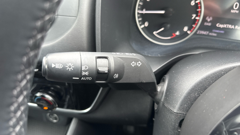 Nissan Qashqai 1.3 DiG-T MH 158 Acenta Premium 5dr Petrol Hatchback